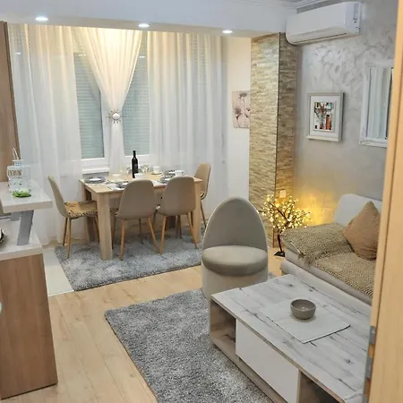 Apartment Lucijano *